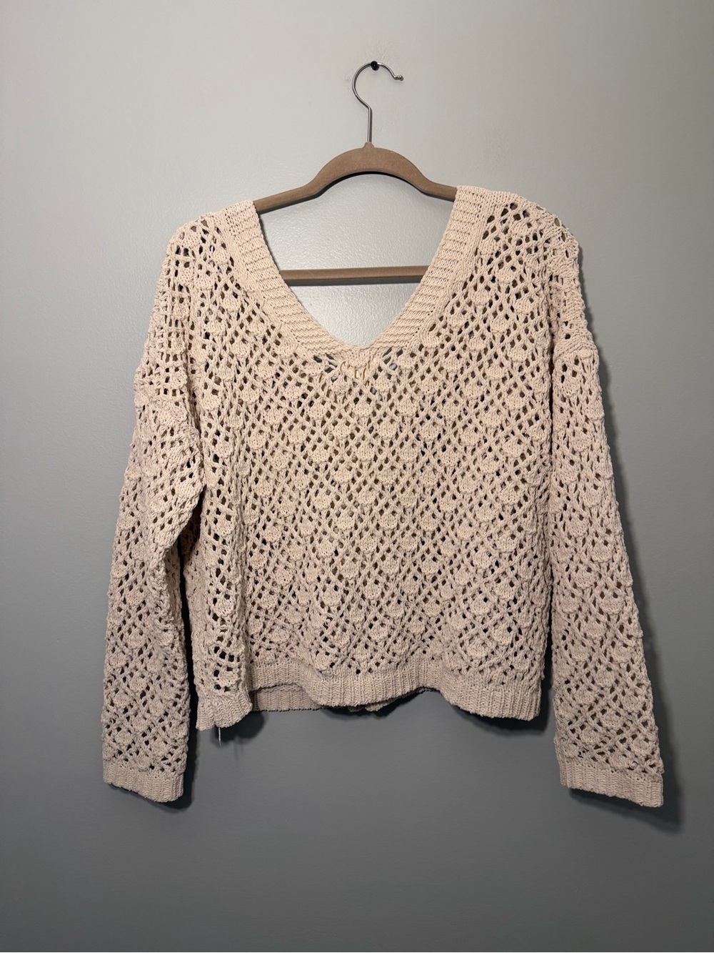 Artelier Nicole Miller V-Neck Cardigan Sweater in Light Cream - Picture 3 of 3